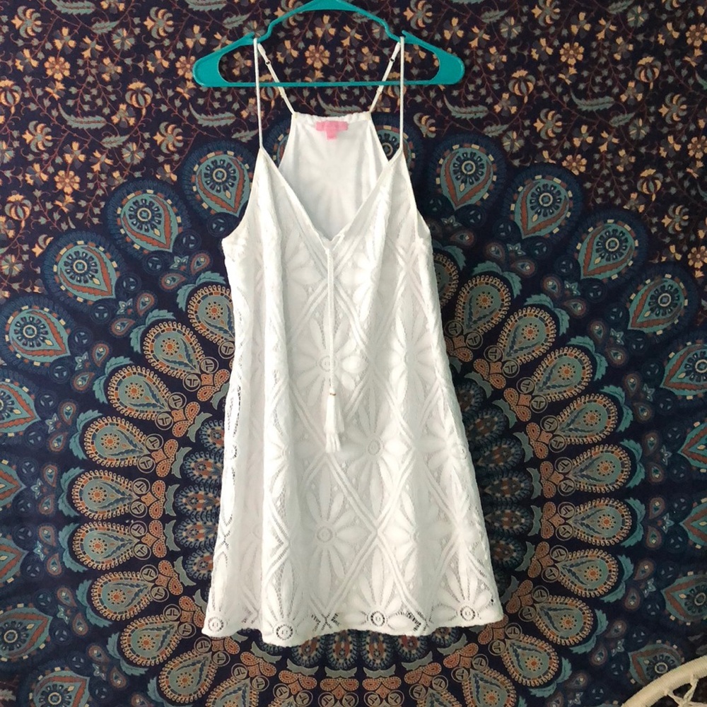❄️🌲WINTER SALE☃️💨 EUC Lilly Pulitzer white lace